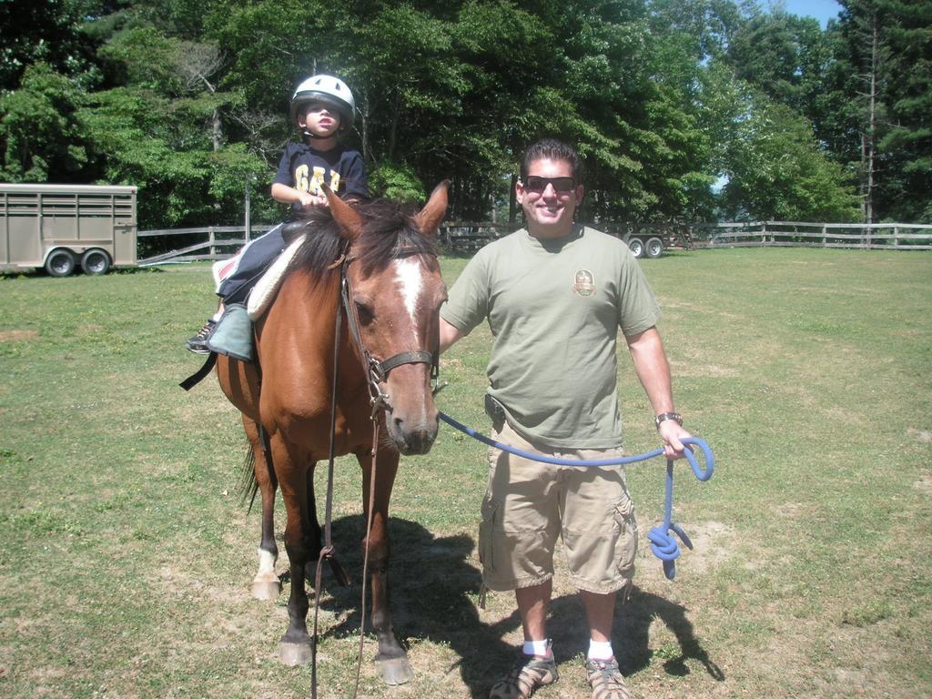 Arrowmont Stables & Cabins Cullowhee Luaran gambar